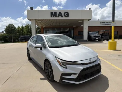 Silver 2024 Toyota Corolla SE for sale in Chillicothe, MO