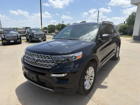 Photos of 2020 Ford Explorer Limited for sale in Chillicothe, MO at MAG CDJR
