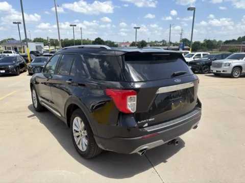 More photos of 2020 Ford Explorer Limited at MAG CDJR, MO