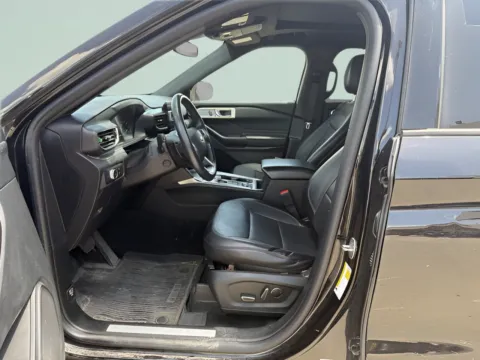 Another view of 2020 Ford Explorer Limited for sale in Chillicothe, MO at MAG CDJR