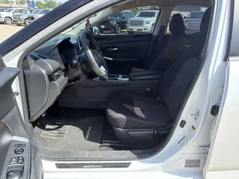 More photos of 2024 Nissan Sentra SR at MAG CDJR, MO