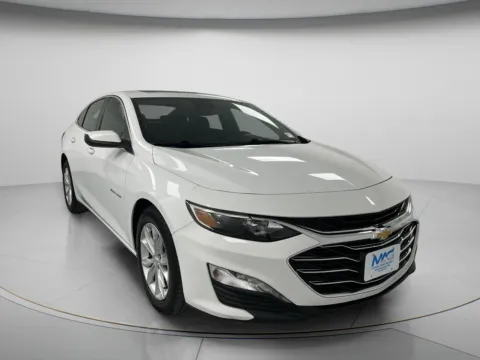Photos of 2024 Chevrolet Malibu LT for sale in Chillicothe, MO at MAG CDJR