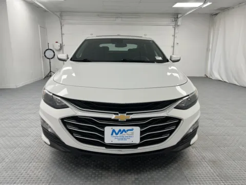Photos of 2024 Chevrolet Malibu LT for sale in Chillicothe, MO at MAG CDJR
