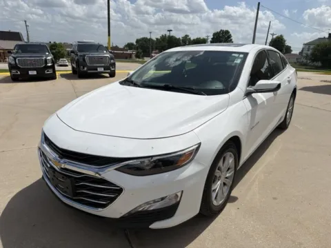Photos of 2024 Chevrolet Malibu LT for sale in Chillicothe, MO at MAG CDJR
