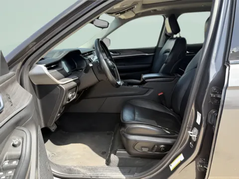 Another view of 2021 Jeep Grand Cherokee L Limited for sale in Chillicothe, MO at MAG CDJR