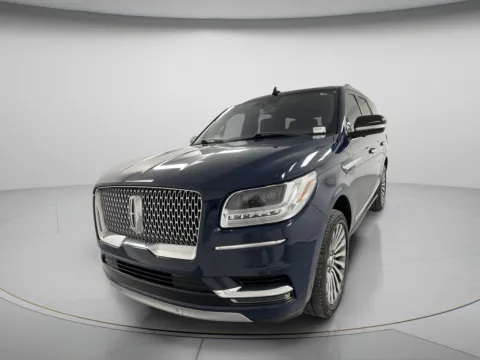 More photos of 2018 Lincoln Navigator Reserve at MAG CDJR, MO