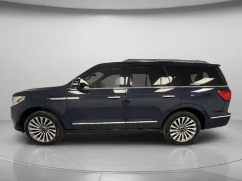 More photos of 2018 Lincoln Navigator Reserve at MAG CDJR, MO