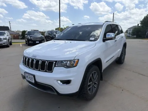Photos of 2022 Jeep Grand Cherokee WK Limited for sale in Chillicothe, MO at MAG CDJR
