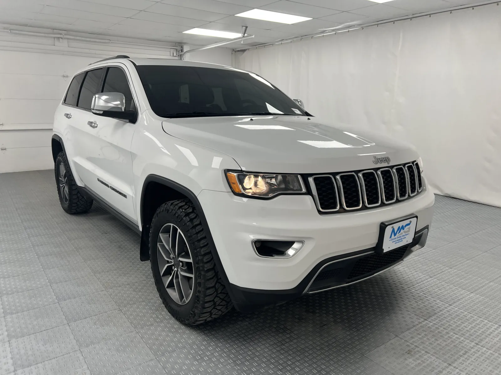White 2022 Jeep Grand Cherokee WK Limited for sale in Chillicothe, MO