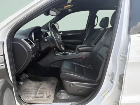 Another view of 2022 Jeep Grand Cherokee WK Limited for sale in Chillicothe, MO at MAG CDJR