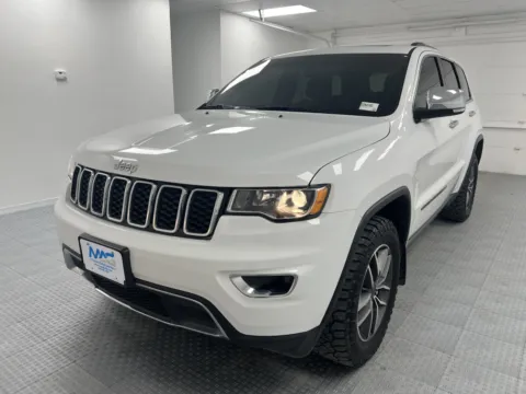 Another view of 2022 Jeep Grand Cherokee WK Limited for sale in Chillicothe, MO at MAG CDJR
