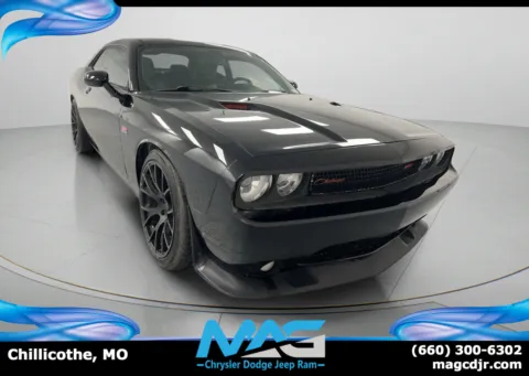 Black 2012 Dodge Challenger SRT8 392 for sale in Chillicothe, MO