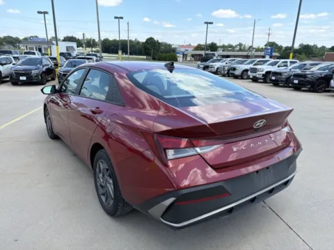 More photos of 2024 Hyundai Elantra SEL at MAG CDJR, MO