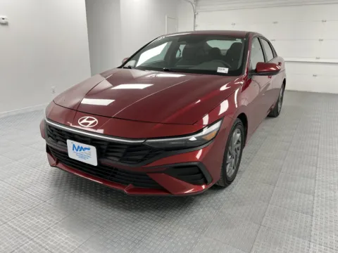Another view of 2024 Hyundai Elantra SEL for sale in Chillicothe, MO at MAG CDJR