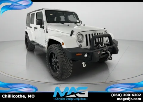 White 2017 Jeep Wrangler Unlimited Sahara for sale in Chillicothe, MO
