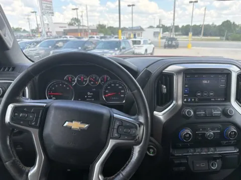 More photos of 2023 Chevrolet Silverado 2500HD LT at MAG CDJR, MO
