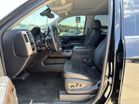 Another view of 2017 GMC Sierra 1500 Denali for sale in Chillicothe, MO at MAG CDJR