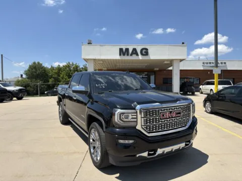 Black 2017 GMC Sierra 1500 Denali for sale in Chillicothe, MO