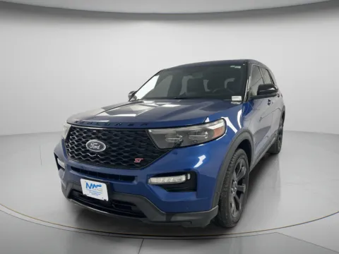 More photos of 2022 Ford Explorer ST at MAG CDJR, MO
