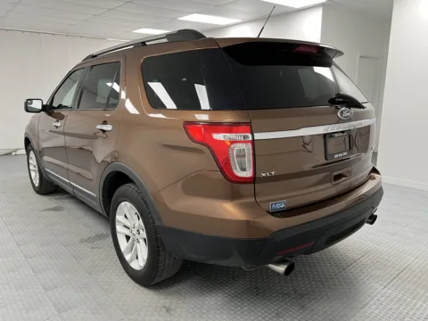 More photos of 2012 Ford Explorer XLT at MAG CDJR, MO