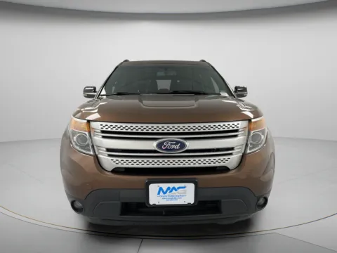 Photos of 2012 Ford Explorer XLT for sale in Chillicothe, MO at MAG CDJR