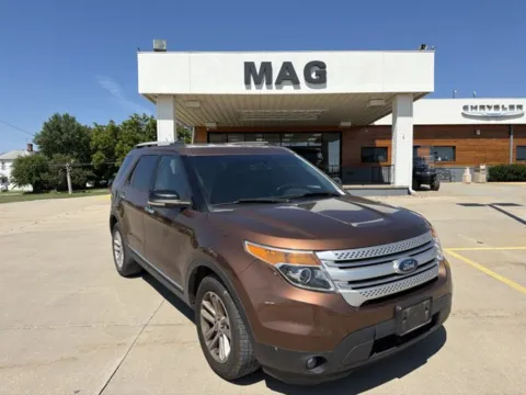 Brown 2012 Ford Explorer XLT for sale in Chillicothe, MO