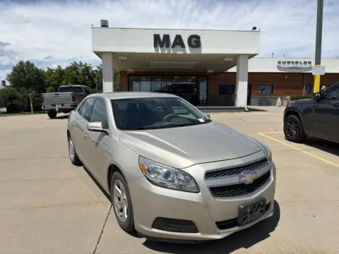 Silver 2013 Chevrolet Malibu LT for sale in Chillicothe, MO