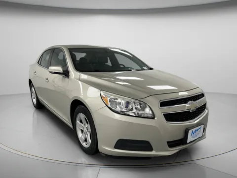 Silver 2013 Chevrolet Malibu LT for sale in Chillicothe, MO