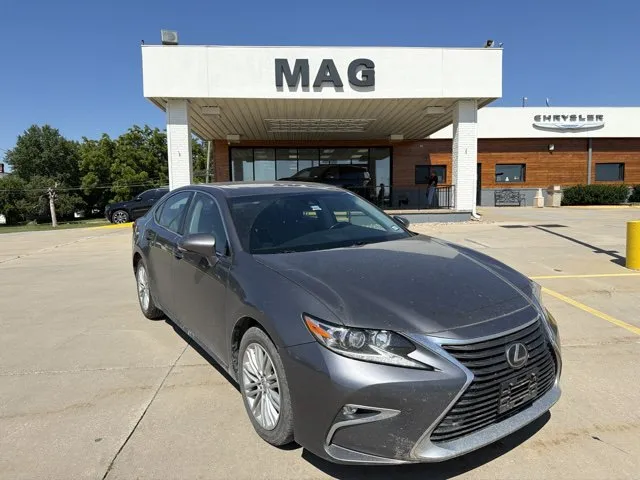 Gray 2017 Lexus ES 350 for sale in Chillicothe, MO