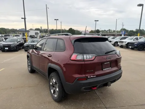 More photos of 2020 Jeep Cherokee Trailhawk Elite at MAG CDJR, MO