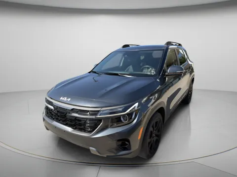 Photos of 2024 Kia Seltos X-Line for sale in Chillicothe, MO at MAG CDJR