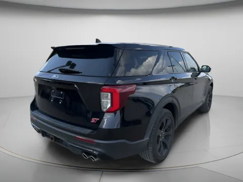 More photos of 2021 Ford Explorer ST at MAG CDJR, MO