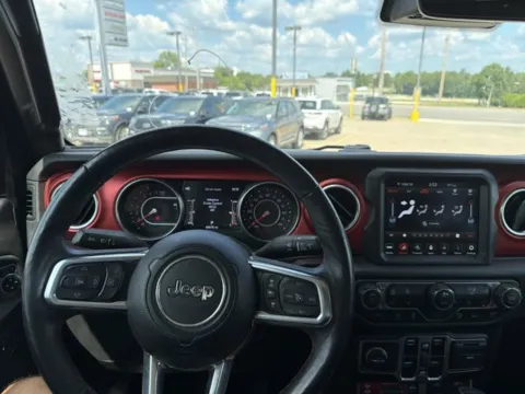 More photos of 2020 Jeep Gladiator Rubicon at MAG CDJR, MO