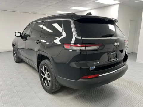 More photos of 2023 Jeep Grand Cherokee L Limited at MAG CDJR, MO