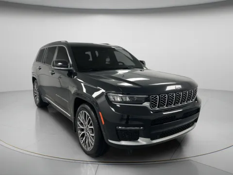 Photos of 2021 Jeep Grand Cherokee L Summit Reserve for sale in Chillicothe, MO at MAG CDJR