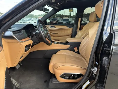 Another view of 2021 Jeep Grand Cherokee L Summit Reserve for sale in Chillicothe, MO at MAG CDJR