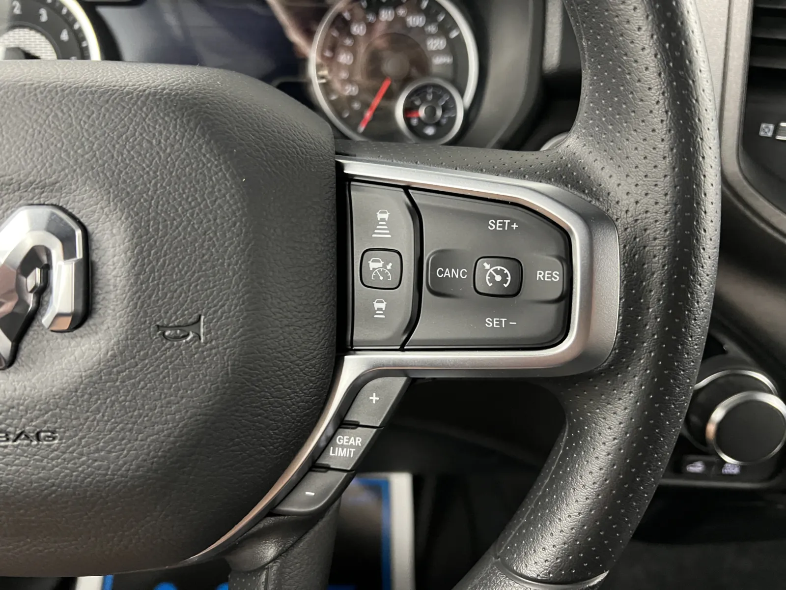Ram 1500 photo 24