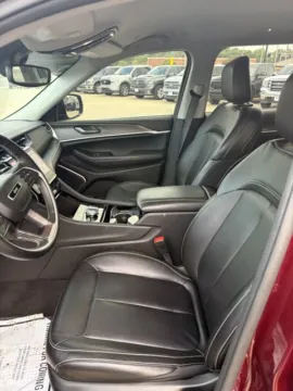Another view of 2021 Jeep Grand Cherokee L Limited for sale in Chillicothe, MO at MAG CDJR
