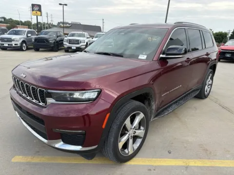 Photos of 2021 Jeep Grand Cherokee L Limited for sale in Chillicothe, MO at MAG CDJR