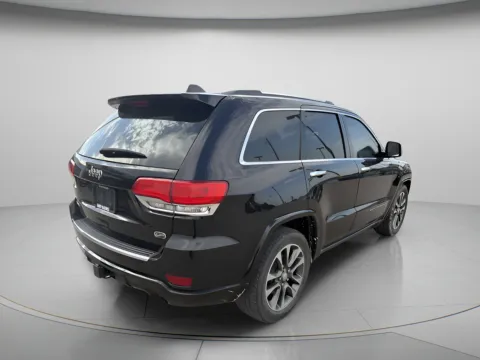 More photos of 2018 Jeep Grand Cherokee Overland at MAG CDJR, MO