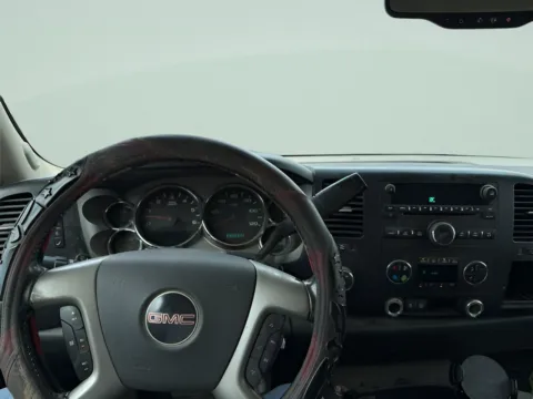 Another view of 2007 GMC Sierra 1500 SLE2 for sale in Chillicothe, MO at MAG CDJR