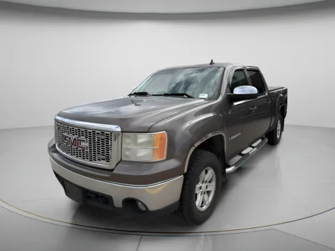 Photos of 2007 GMC Sierra 1500 SLE2 for sale in Chillicothe, MO at MAG CDJR
