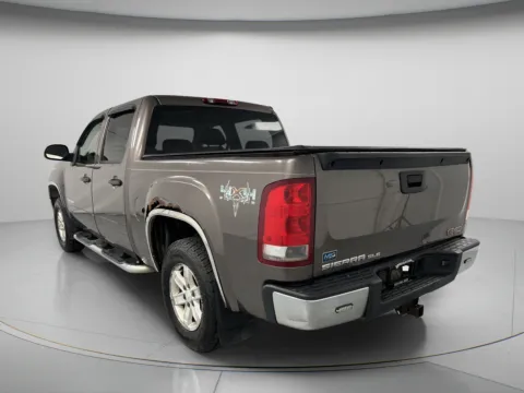 More photos of 2007 GMC Sierra 1500 SLE2 at MAG CDJR, MO