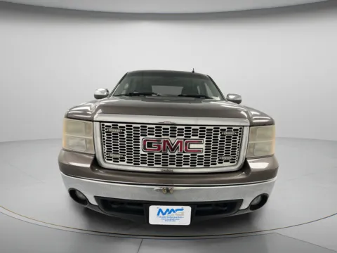 Photos of 2007 GMC Sierra 1500 SLE2 for sale in Chillicothe, MO at MAG CDJR
