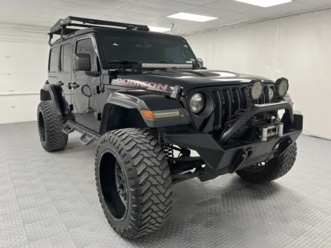 Black 2019 Jeep Wrangler Unlimited Rubicon for sale in Chillicothe, MO