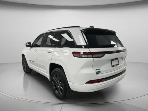 More photos of 2026 Jeep Grand Cherokee Limited Reserve at MAG CDJR, MO
