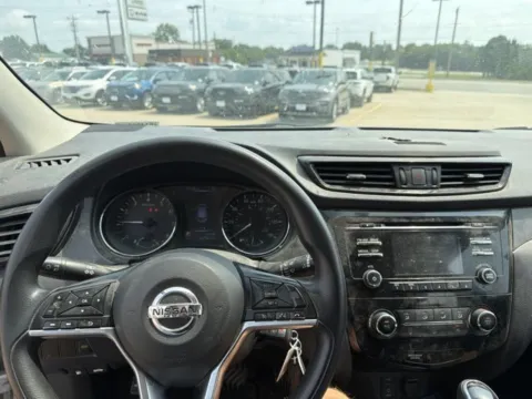 Another view of 2018 Nissan Rogue Sport S for sale in Chillicothe, MO at MAG CDJR