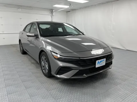 Gray 2024 Hyundai Elantra SEL for sale in Chillicothe, MO