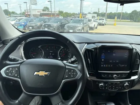 More photos of 2021 Chevrolet Traverse High Country at MAG CDJR, MO
