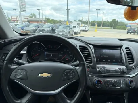 More photos of 2015 Chevrolet Impala LTZ at MAG CDJR, MO